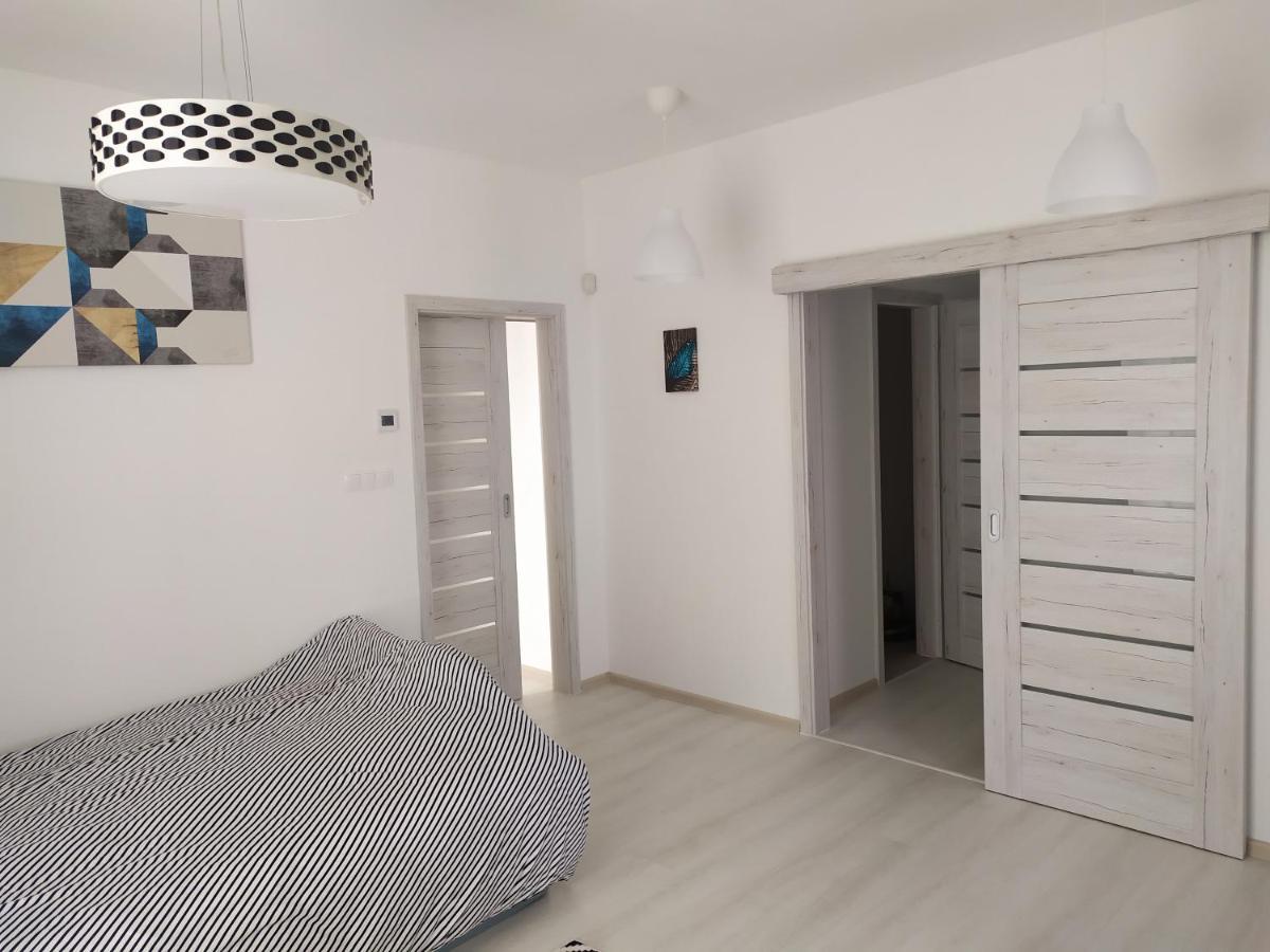 Apartman Till Galanta Exterior photo