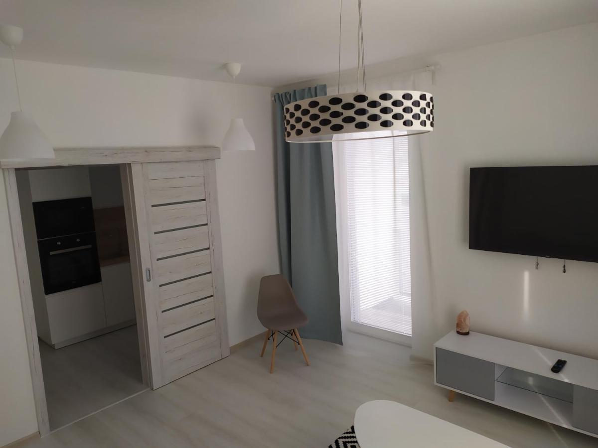 Apartman Till Galanta Exterior photo